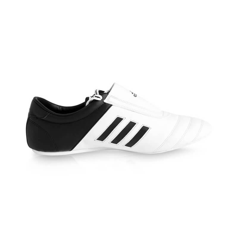 Kolla in Adi-Kick Martial Arts Shoes, white/black, Adidas hos SportGymButiken.se