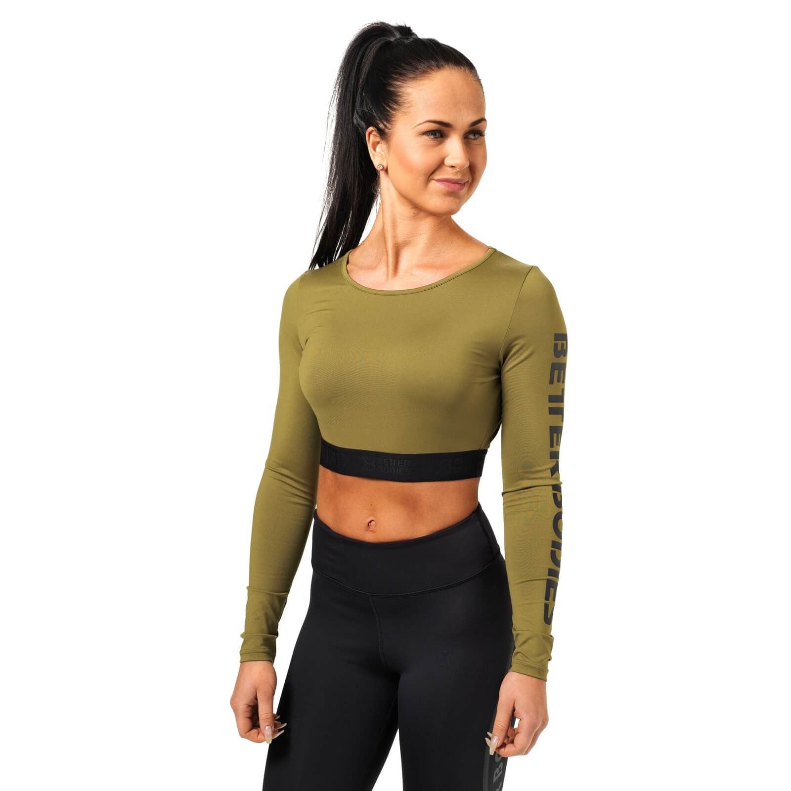 Kolla in Chelsea Cropped L/S, military green, Better Bodies hos SportGymButiken.