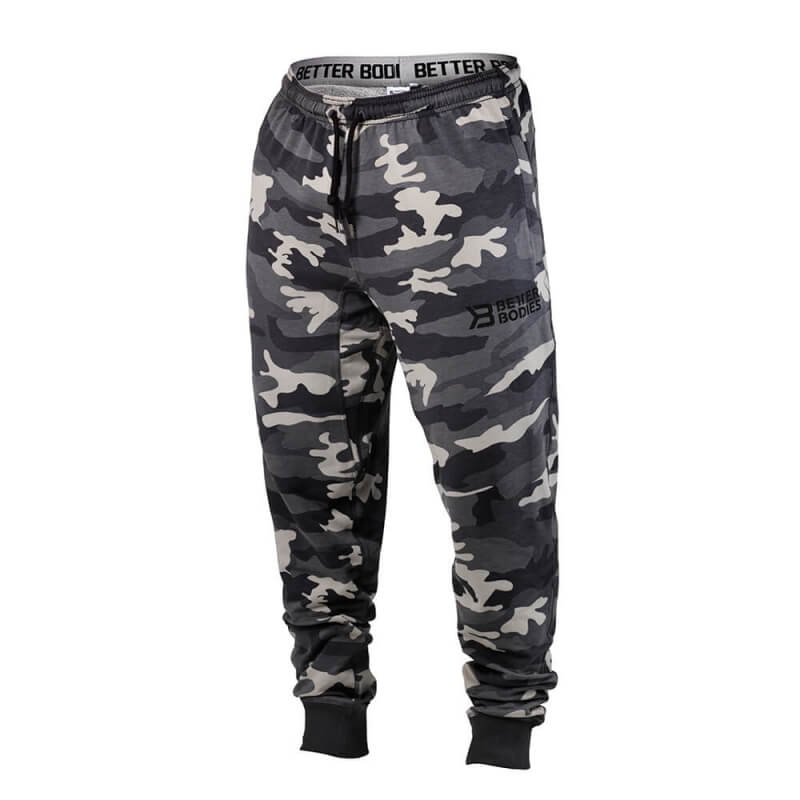 Kolla in Tapered Camo Pants, grey camoprint, Better Bodies hos SportGymButiken.s