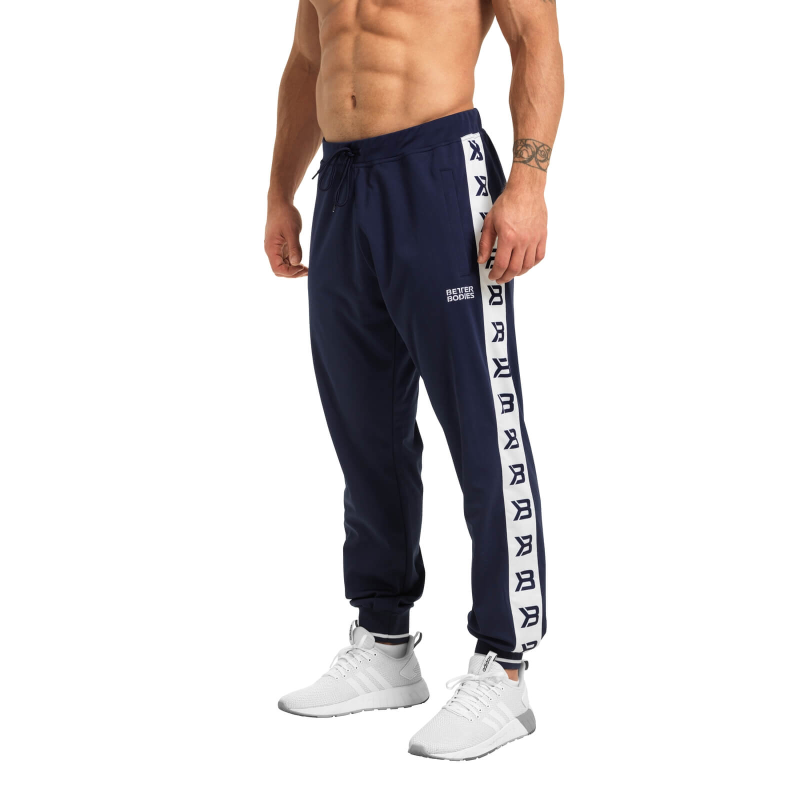 Kolla in Bronx Track Pants, dark navy, Better Bodies hos SportGymButiken.se