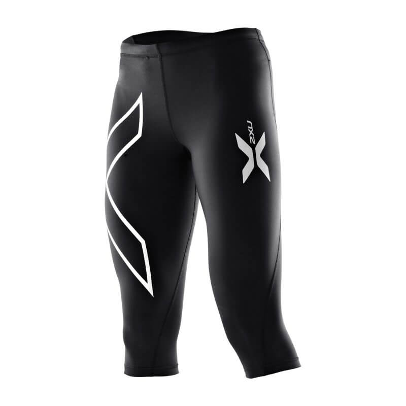 Kolla in 3/4 Compression Tights, black/silver, 2XU hos SportGymButiken.se