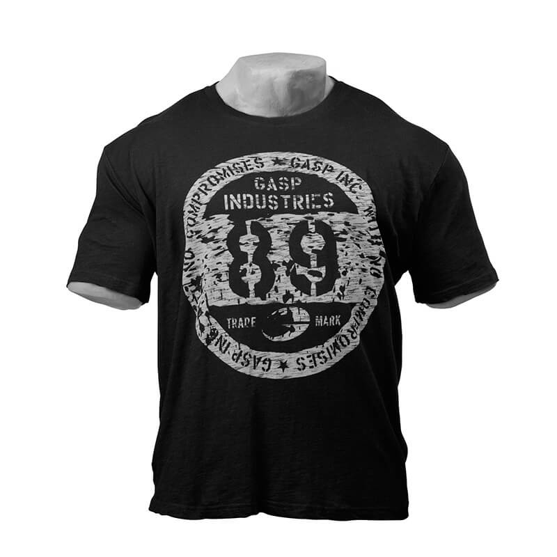 Kolla in GASP Printed Tee, black, GASP hos SportGymButiken.se