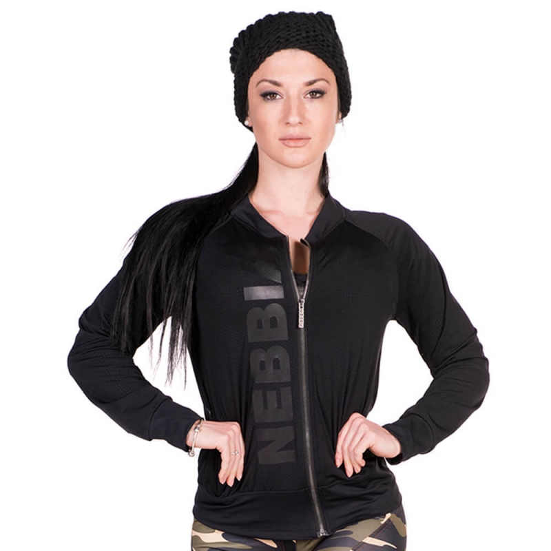 Kolla in Mesh Nylon Jacket, black, Nebbia hos SportGymButiken.se