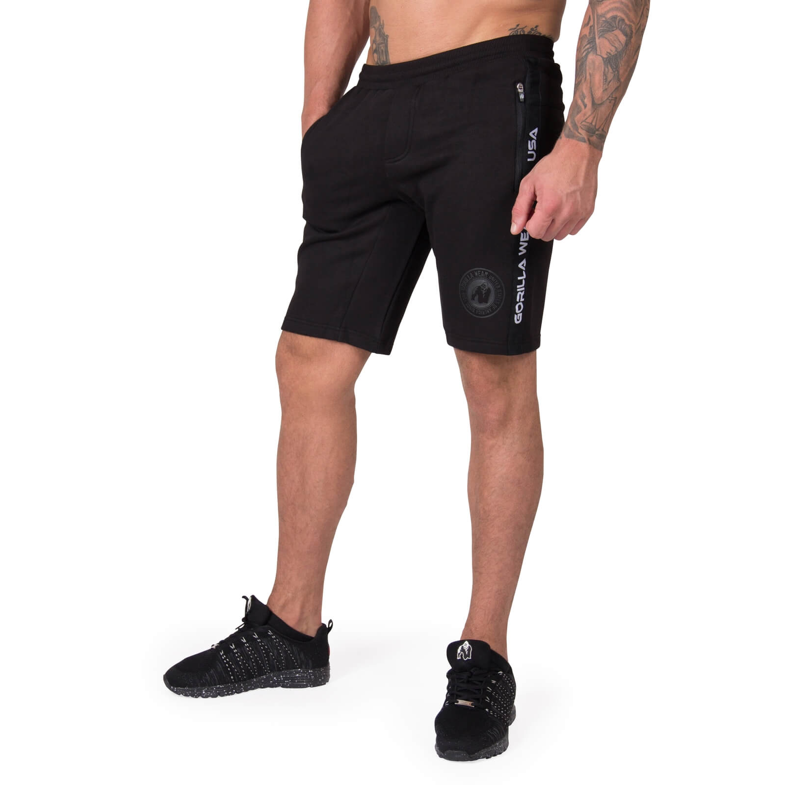 Kolla in Saint Thomas Sweatshorts, black, Gorilla Wear hos SportGymButiken.se