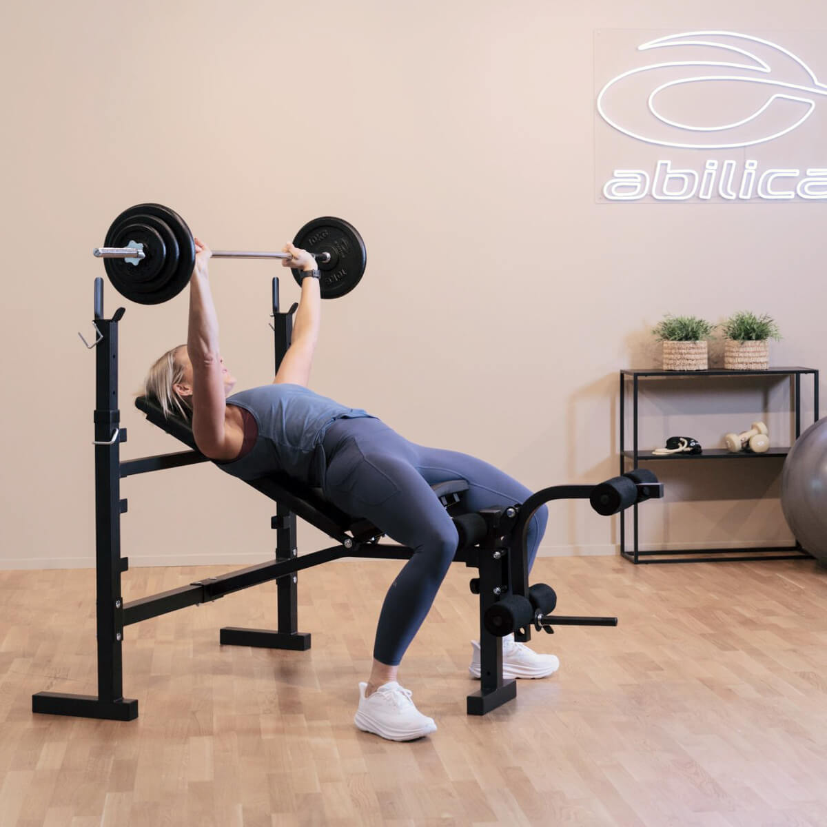 Alternativ bild 1 för Abilica 3150 Bench