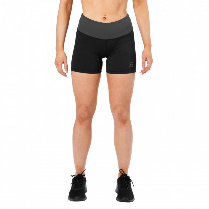 Kolla in Chelsea Hotpants, black, Better Bodies hos SportGymButiken.se