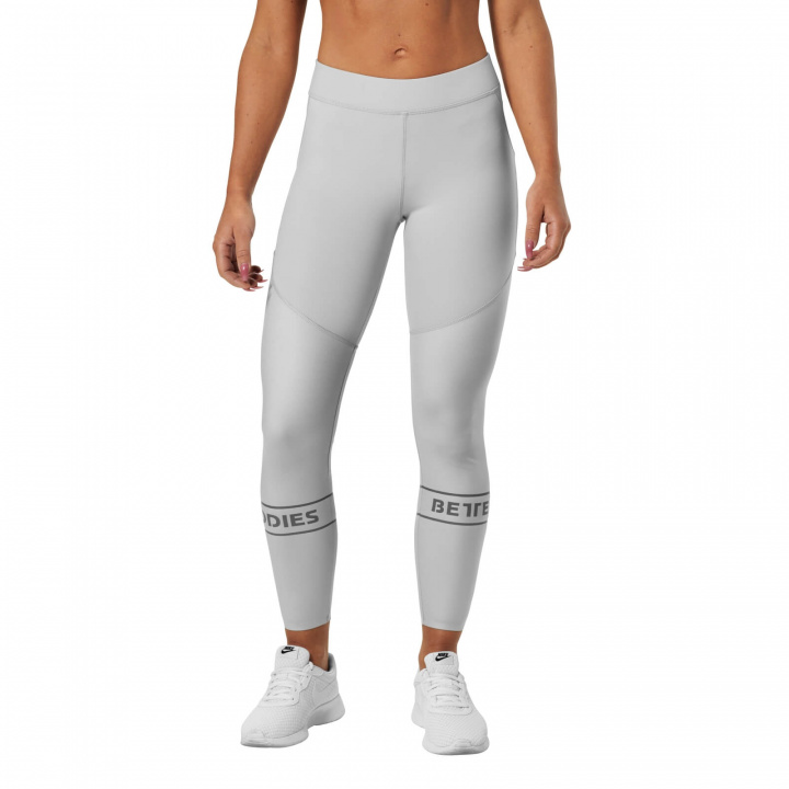 Kolla in Chrystie Shiny Tight, frost grey, Better Bodies hos SportGymButiken.se