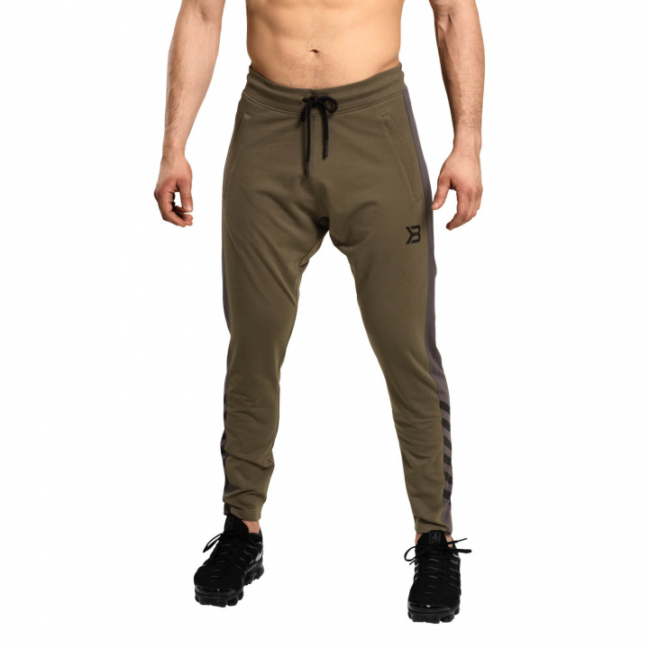 Kolla in Fulton Sweatpants, wash green, Better Bodies hos SportGymButiken.se