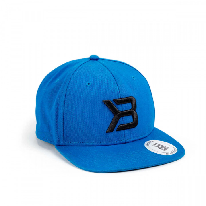 Kolla in Twill Flat Bill Cap, strong blue, Better Bodies hos SportGymButiken.se