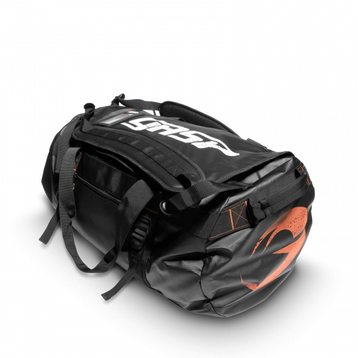 GASP Duffel Bag XL, black/red, GASP i gruppen Herrkläder / Väskor & Ryggsäckar / Väskor hos Sportgymbutiken.se (GA-230783-995)