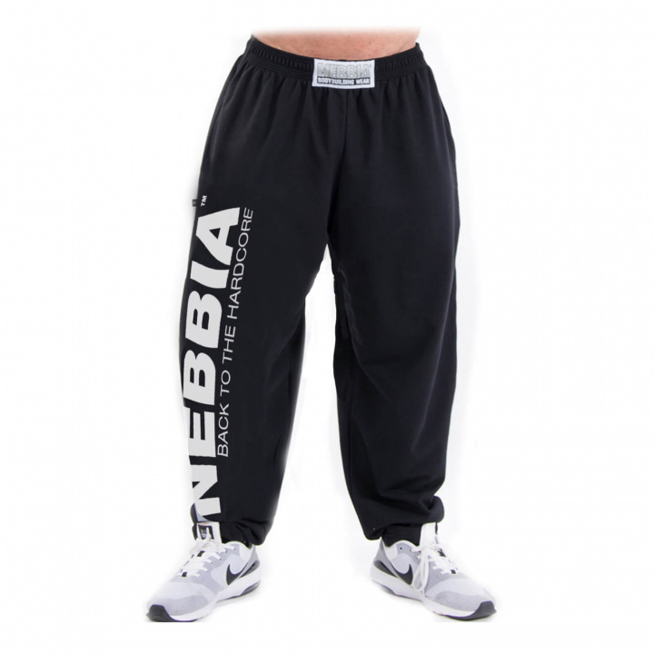 Kolla in Hardcore Fitness Sweatpants, black, Nebbia hos SportGymButiken.se