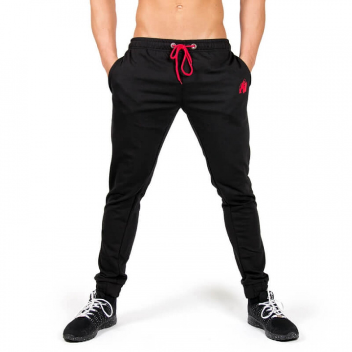 Kolla in Classic Joggers, black, Gorilla Wear hos SportGymButiken.se