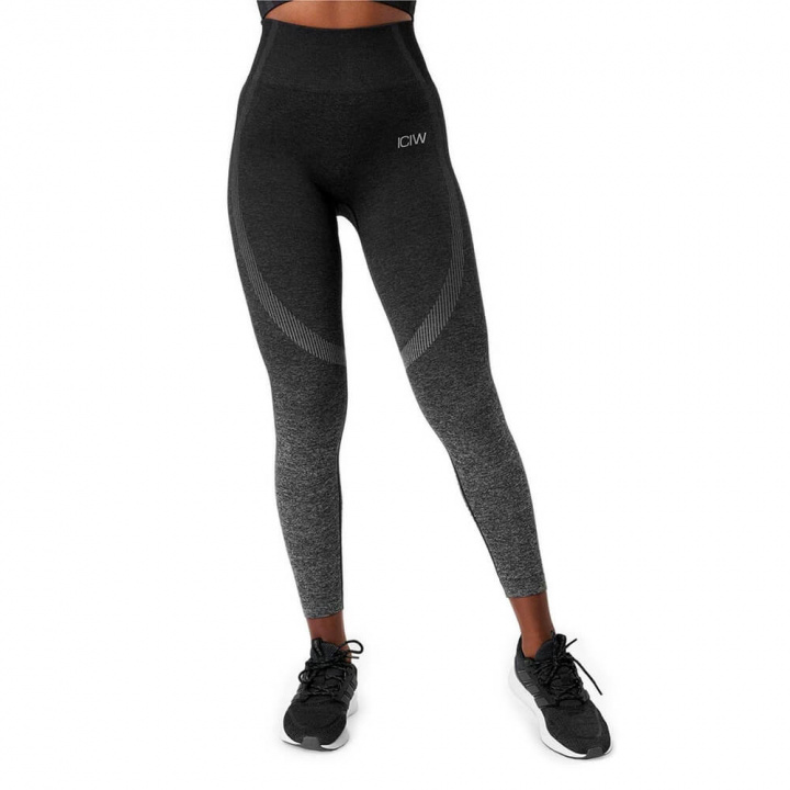 Kolla in Ombre 7/8 Seamless Tights, graphite melange, ICANIWILL hos SportGymButi